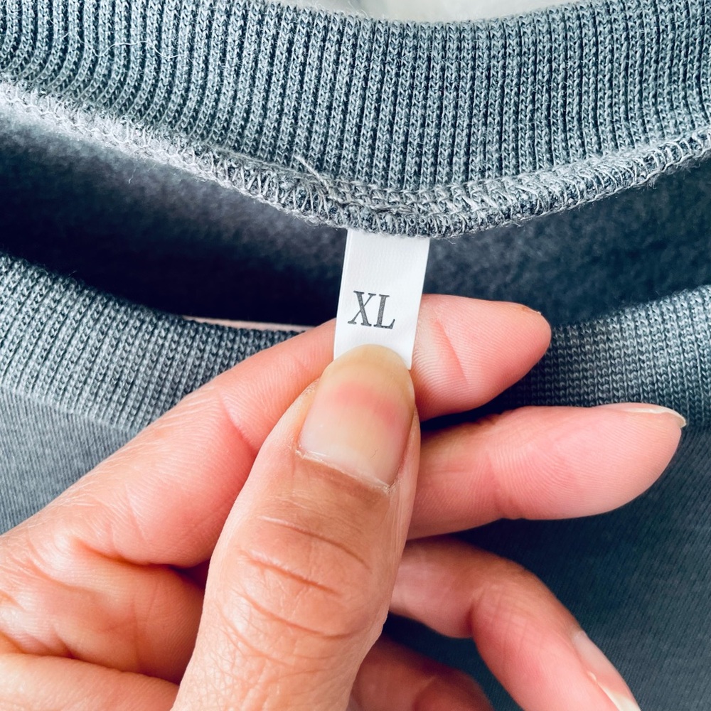 The Pumpkin Crewneck - Picture 4 of 7
